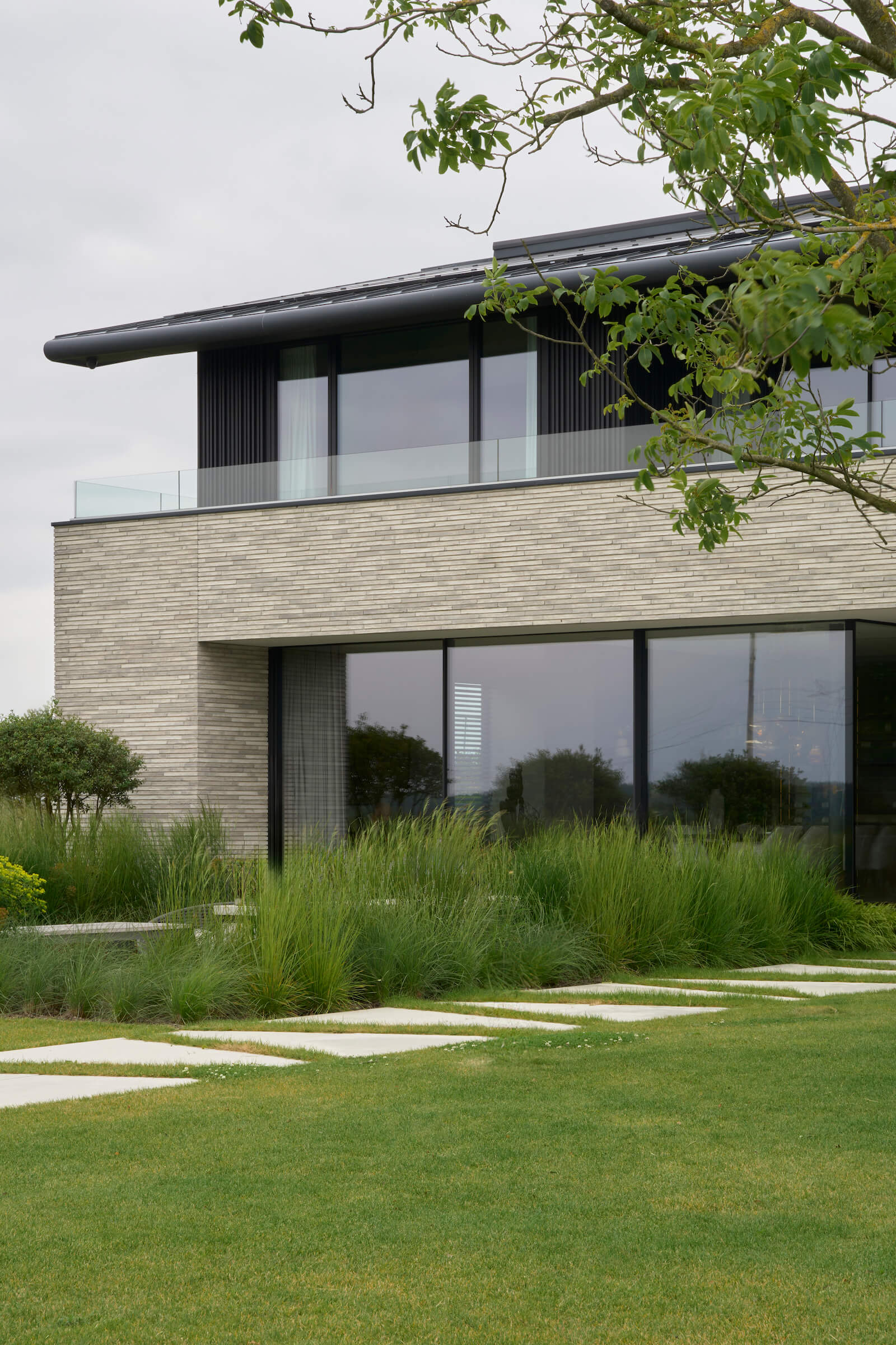 Achtergevel moderne villa