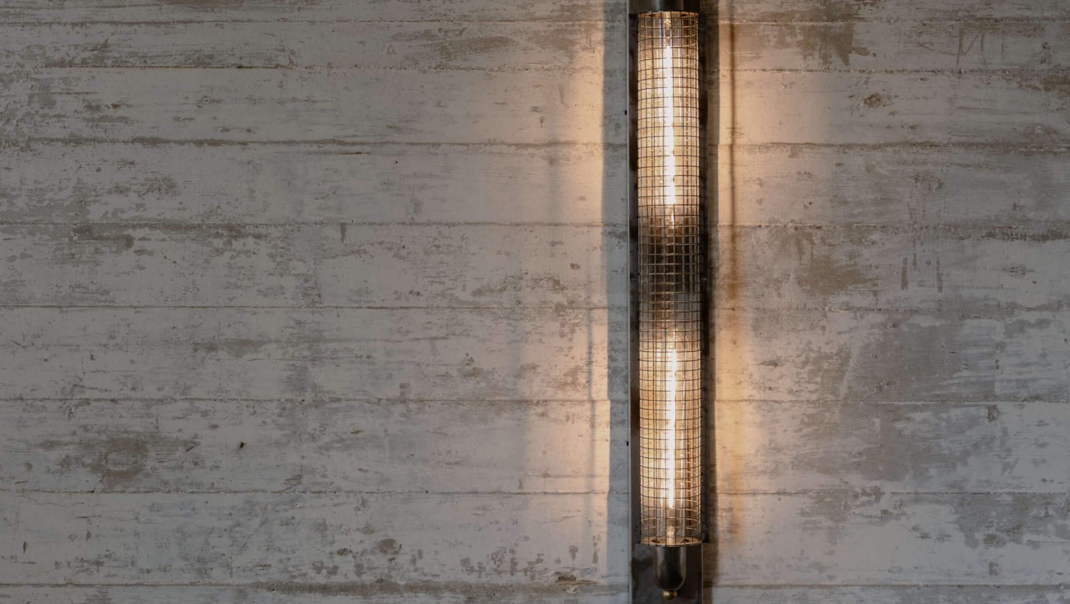 Industriele lamp in kantoor