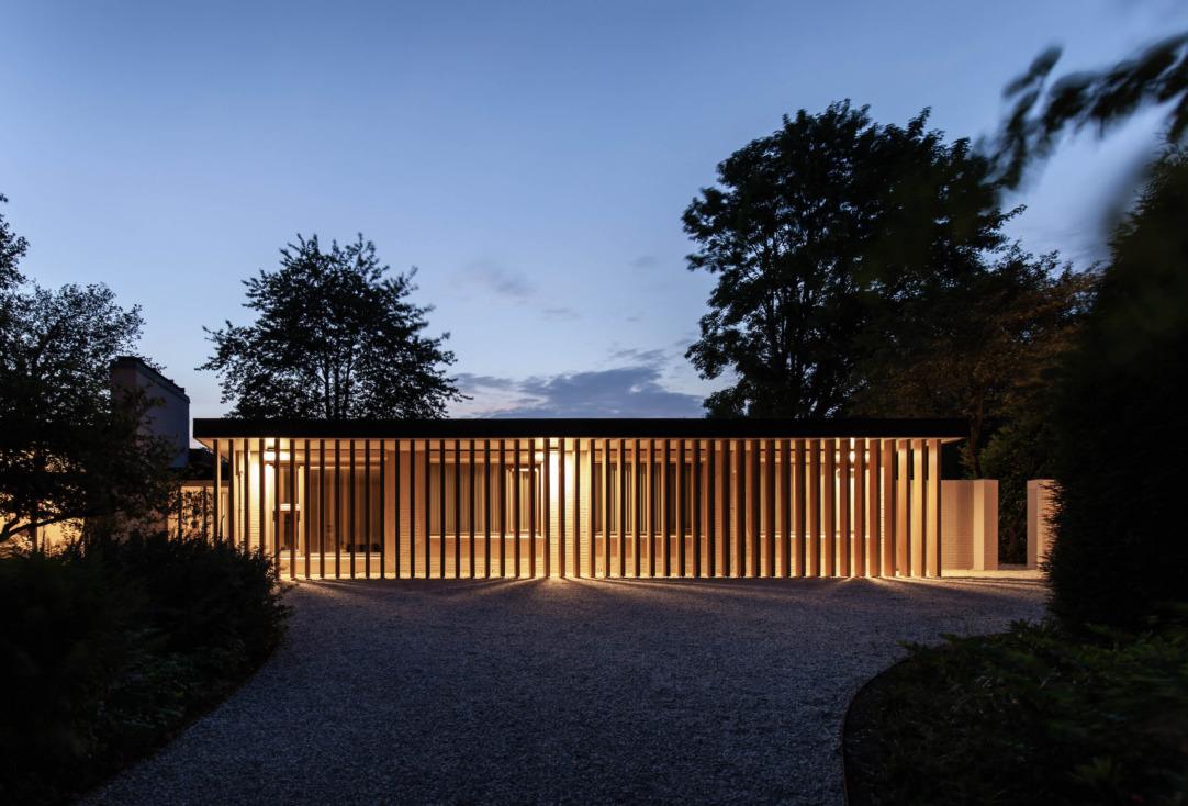 achtergevel bosvilla, houten details Architect Den Bosch